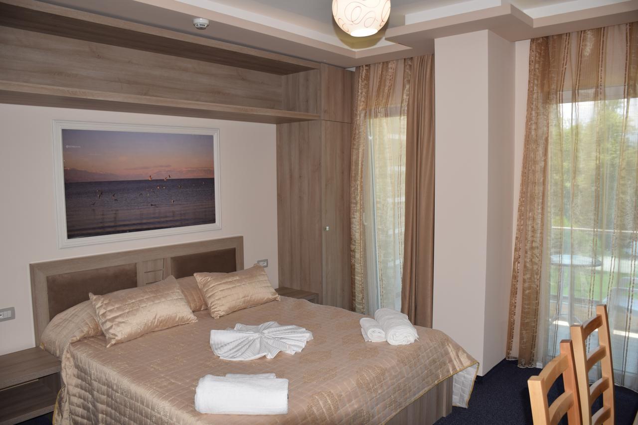 Hotel Pogradeci 2 Tushemisht Kültér fotó